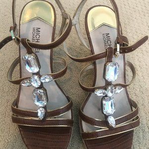 Espadrille wedges with brown leather straps